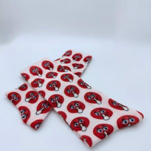 גרביים לבנות עם האייקון של "שון שומר הלשון"